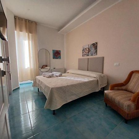 B&B Due Stanzulelle Salerno Exteriör bild