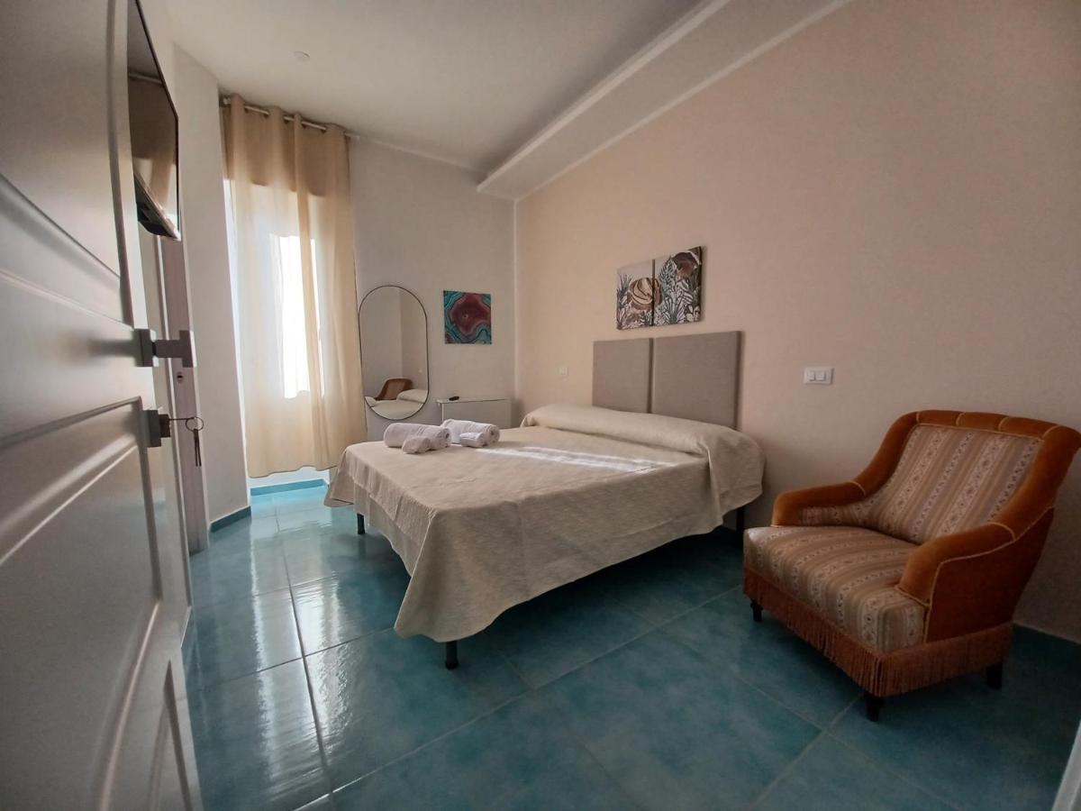 B&B Due Stanzulelle Salerno Exteriör bild