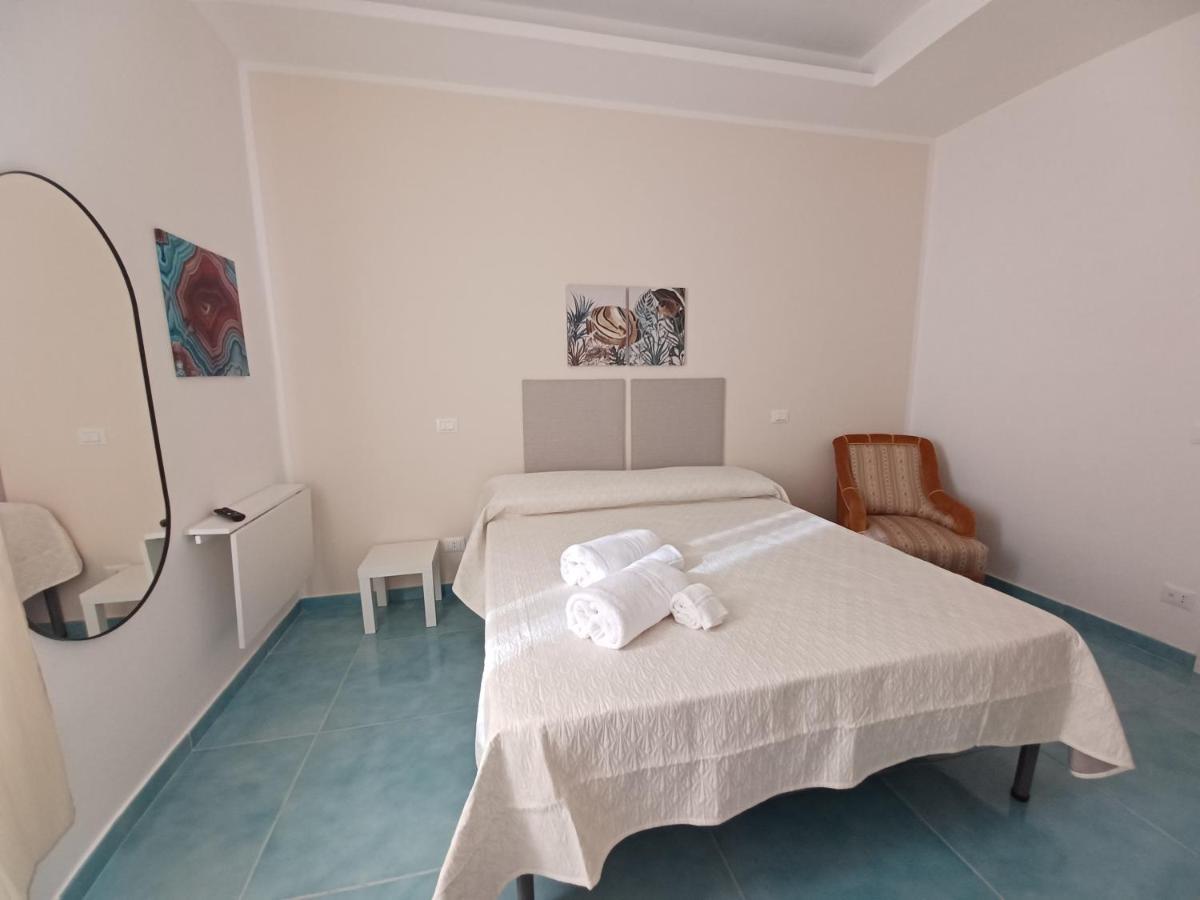 B&B Due Stanzulelle Salerno Exteriör bild